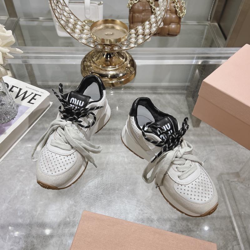 Miu Miu Sneakers SMS92401