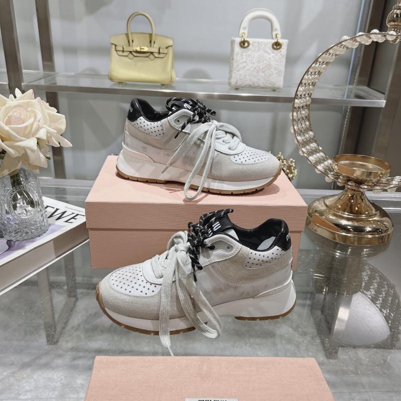 Miu Miu Sneakers SMS92401