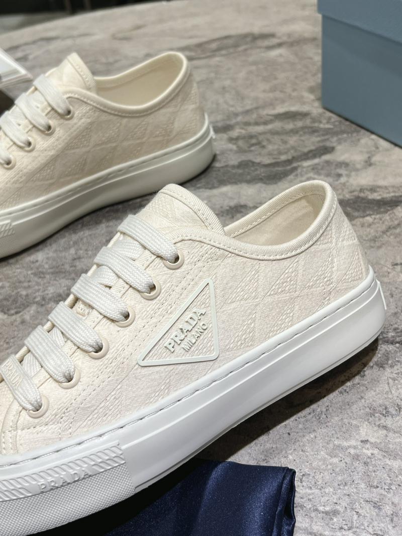 Prada Sneakers SPS92401