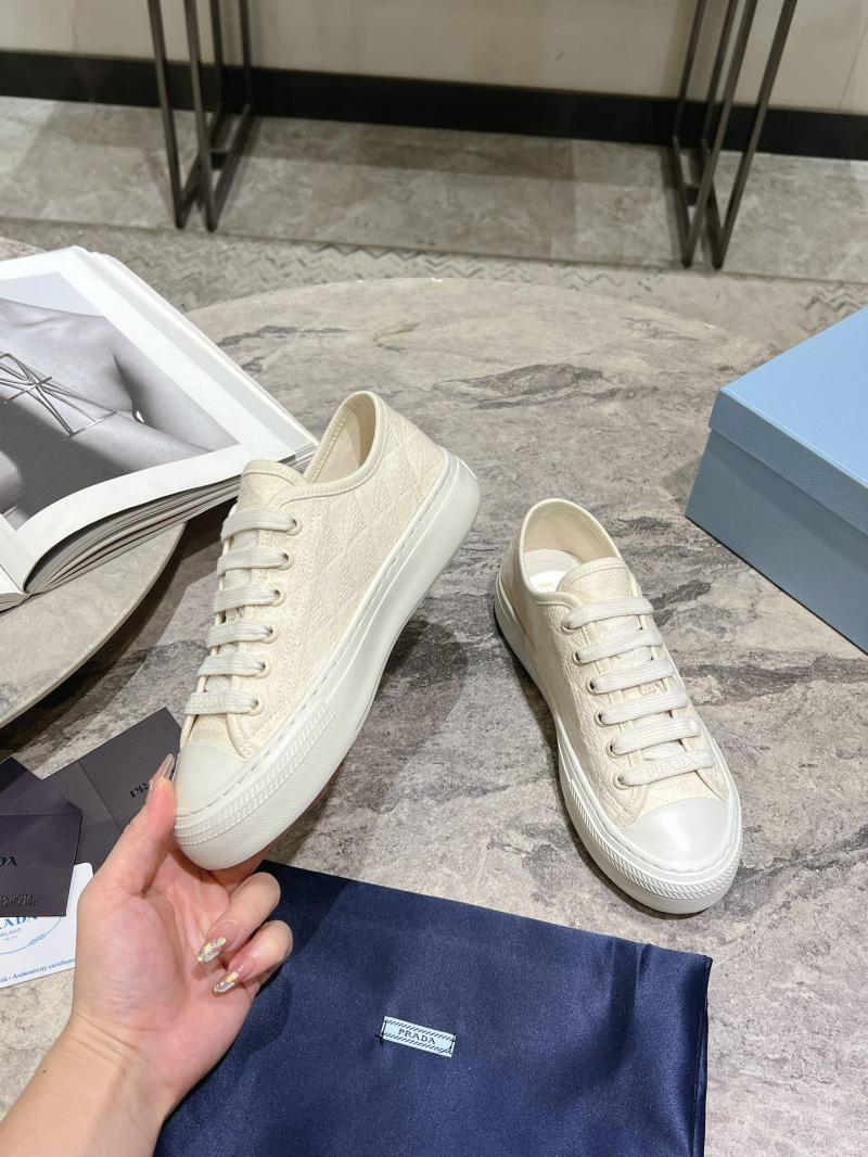 Prada Sneakers SPS92401