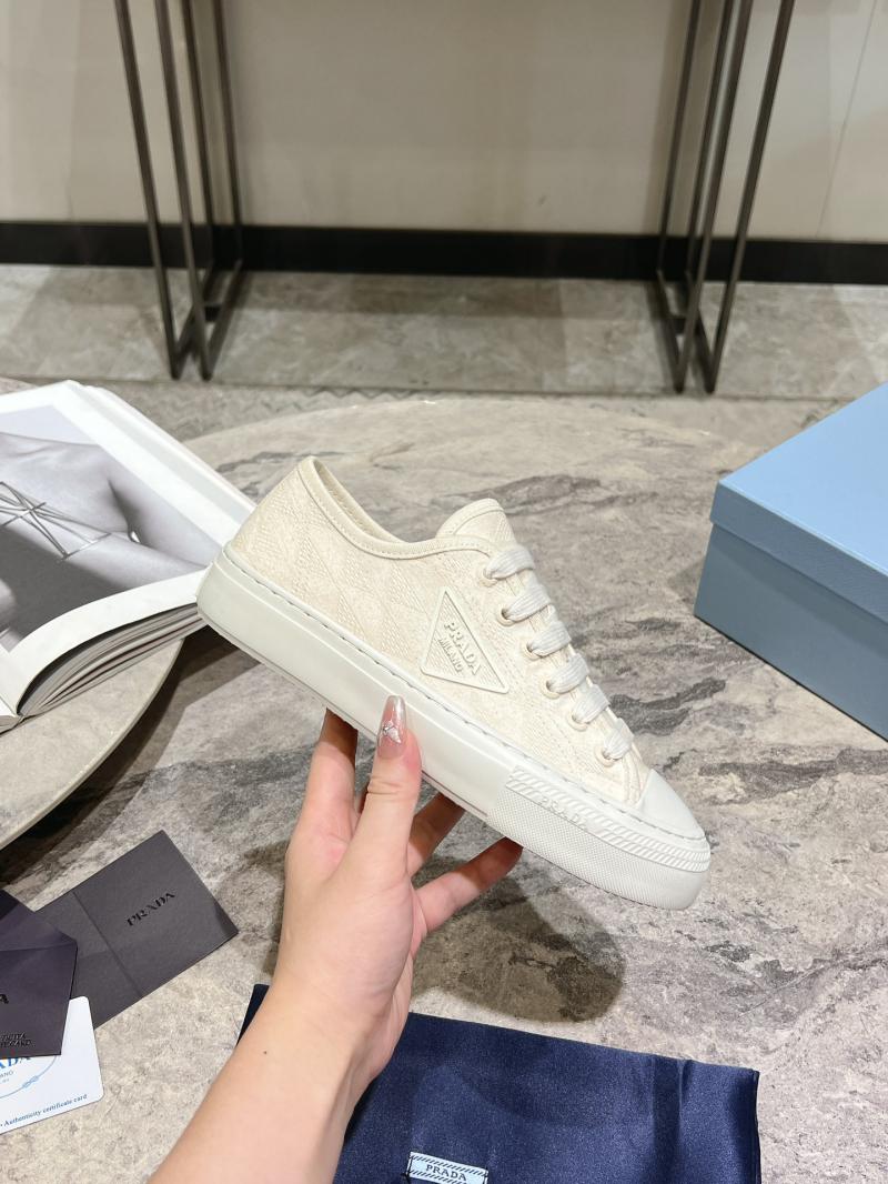 Prada Sneakers SPS92401