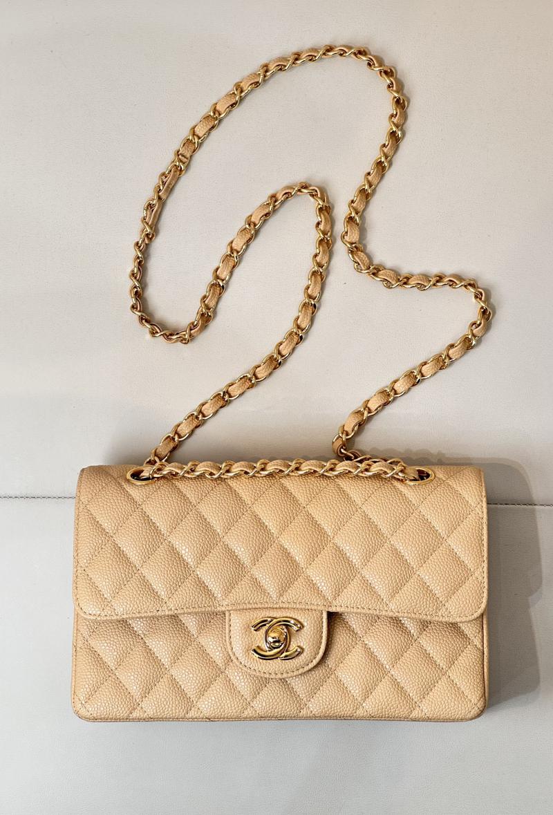 Small Chanel Grained Calfskin Flap Bag A01117 Beige