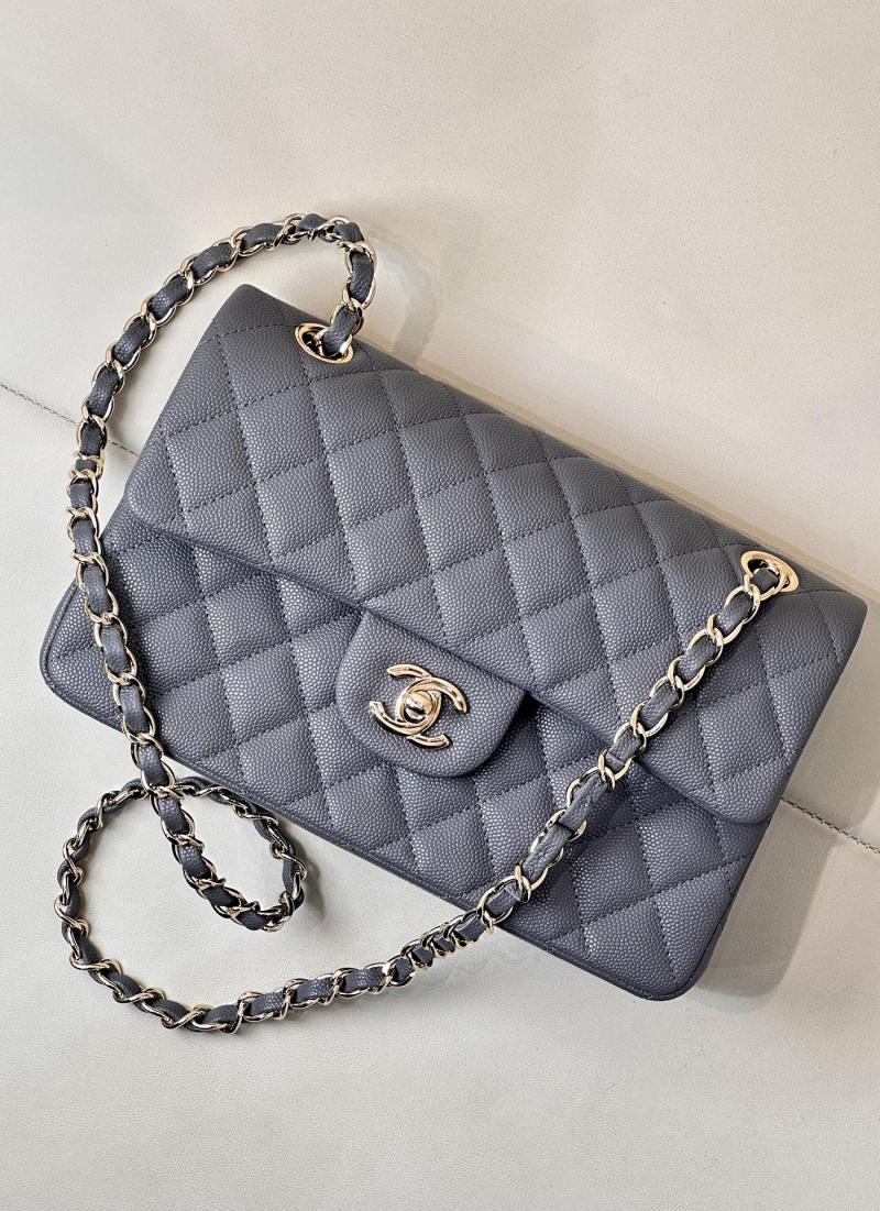 Small Chanel Grained Calfskin Flap Bag A01117 Grey