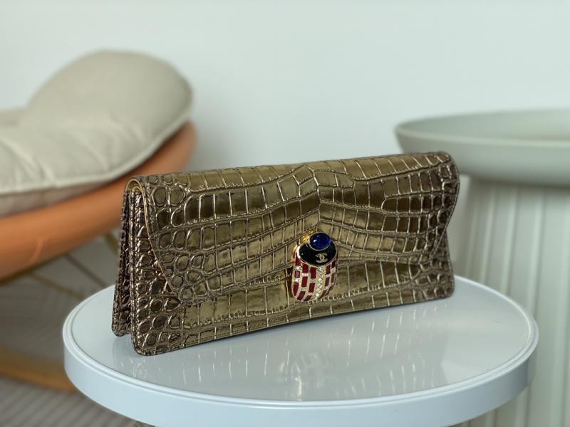 Vintage Chanel Clutch Bag AS6603 Gold