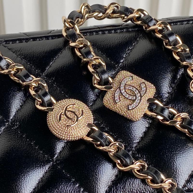 Chanel Clutch with Chain AP4301 Black