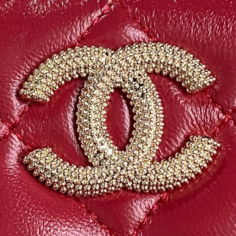 Chanel Clutch with Chain AP4301 Red