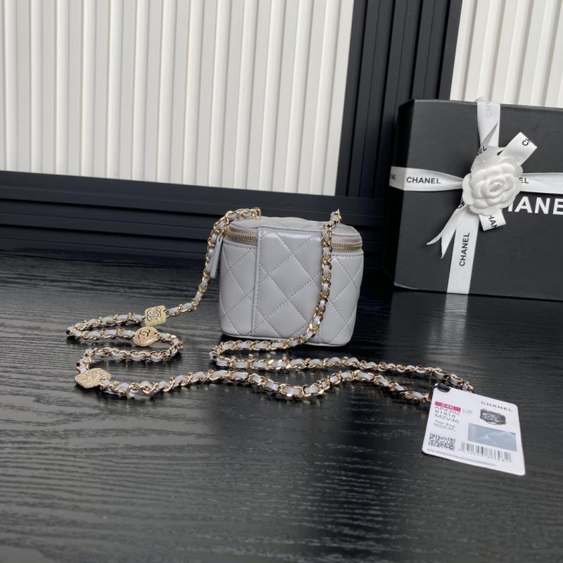 Chanel Clutch with Chain AP4302 Grey