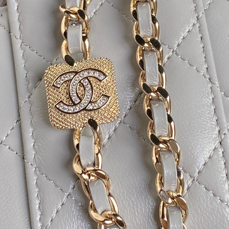 Chanel Clutch with Chain AP4302 Grey