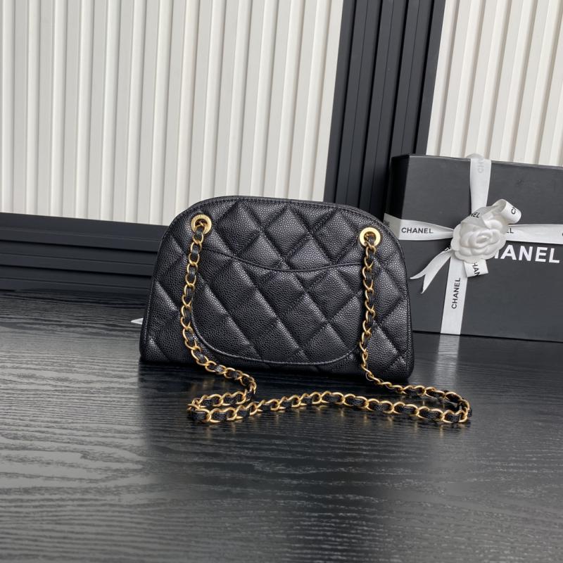 Chanel Grained Calfskin Shoulder Bag AS5138