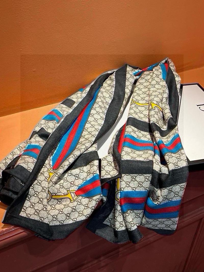 Gucci Scarf SGS92703