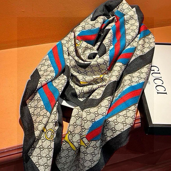 Gucci Scarf SGS92703