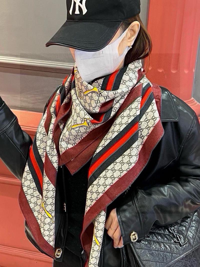 Gucci Scarf SGS92704