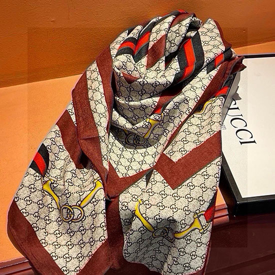 Gucci Scarf SGS92704