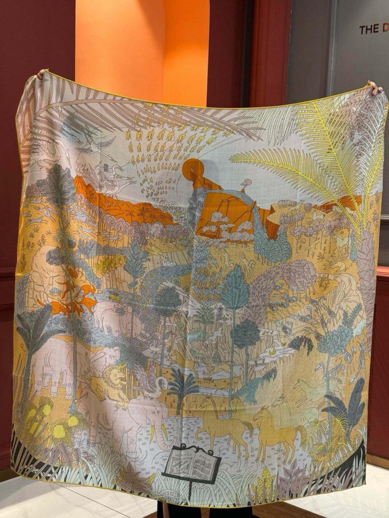 Hermes Scarf SHS92708