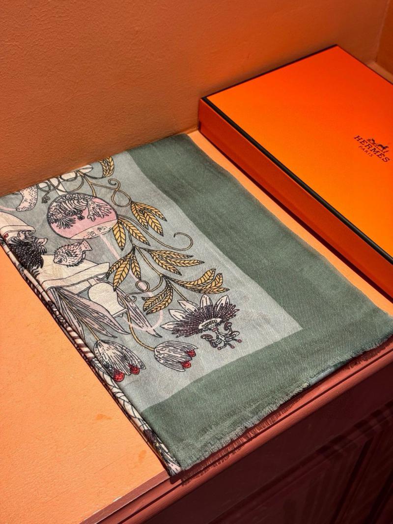 Hermes Scarf SHS92717