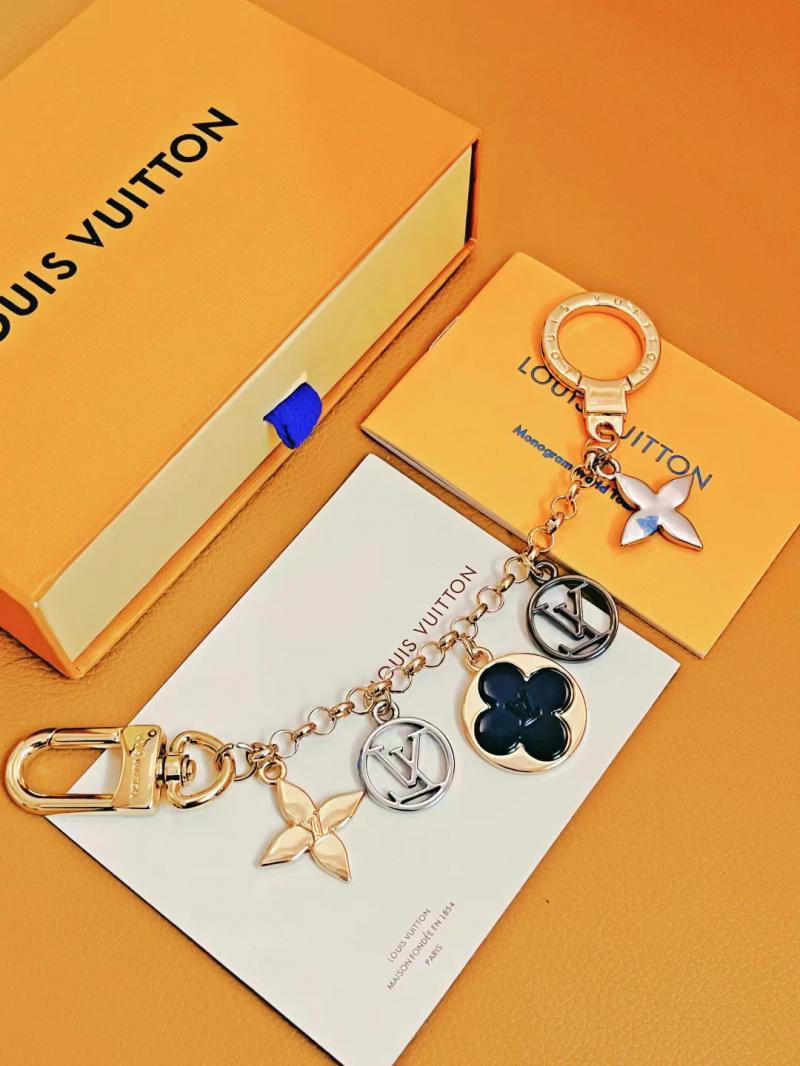 LV BLOSSOM DREAM Bag Charm M00356