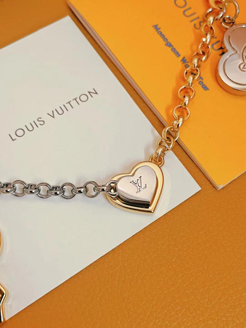 LV VIVIENNE BFF Bag Charm M00835