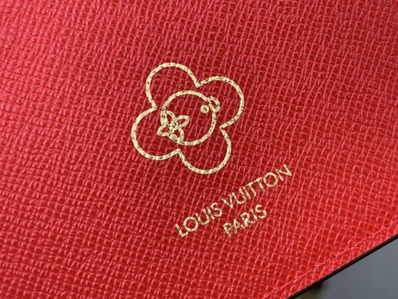 Louis Vuitton Passport Cover M12219