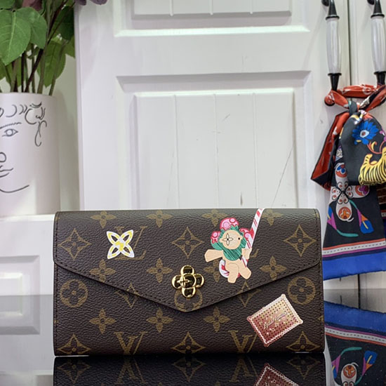 Louis Vuitton Sarah Wallet M12207