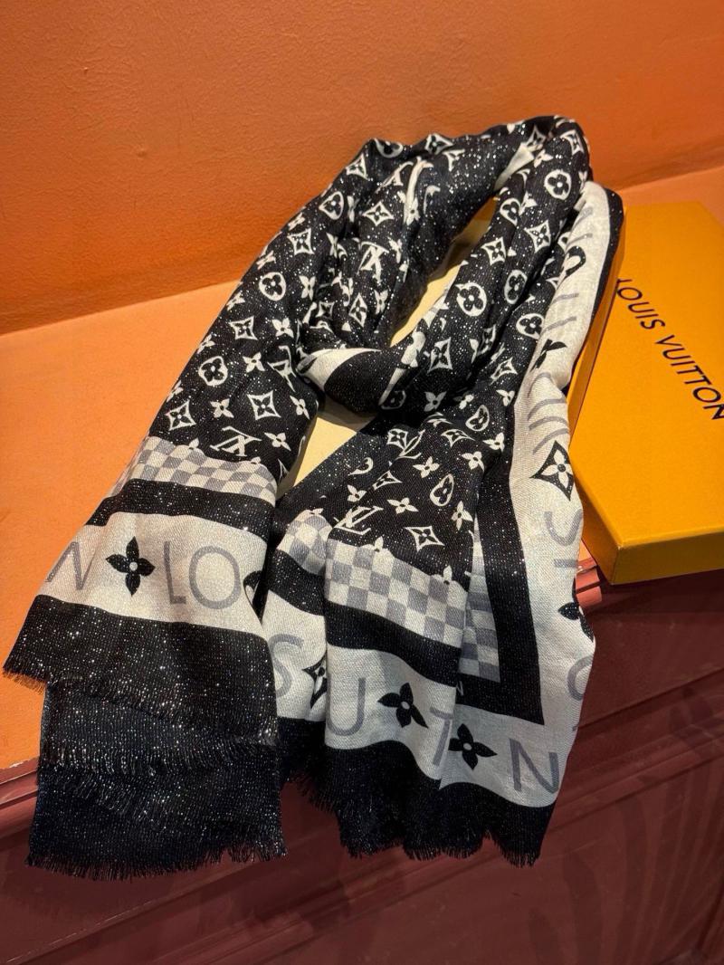 Louis Vuitton Scarf SLS92702