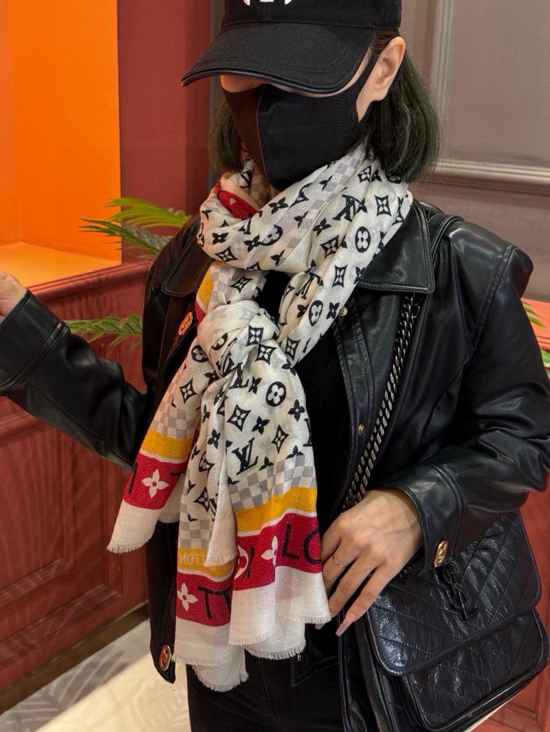 Louis Vuitton Scarf SLS92703