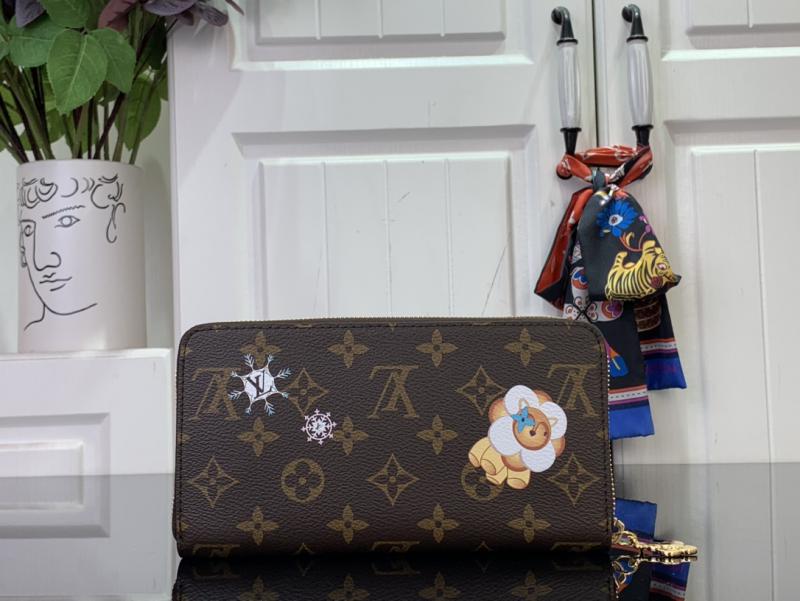 Louis Vuitton Zippy Wallet M12223