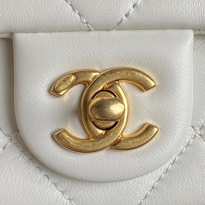 Mini Chanel Lambskin Flap Bag AS5175 White