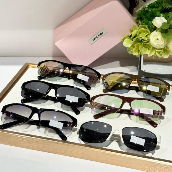 Miu Miu Sunglasses SMUA02S