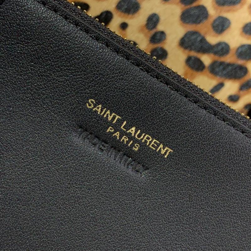 Saint Laurent LE 5 A 7 SUPPLE SMALL Hobo Bag 713938