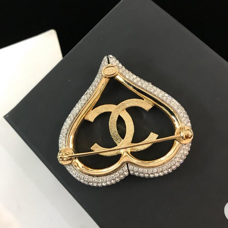 Chanel Brooch CBR102903