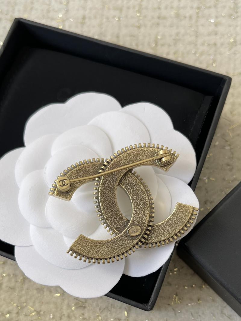 Chanel Brooch CBR120601