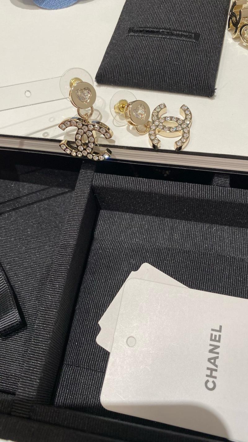 Chanel Earrings CE102201