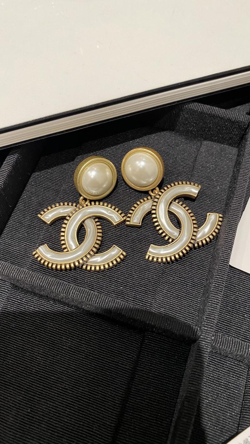 Chanel Earrings CE120602