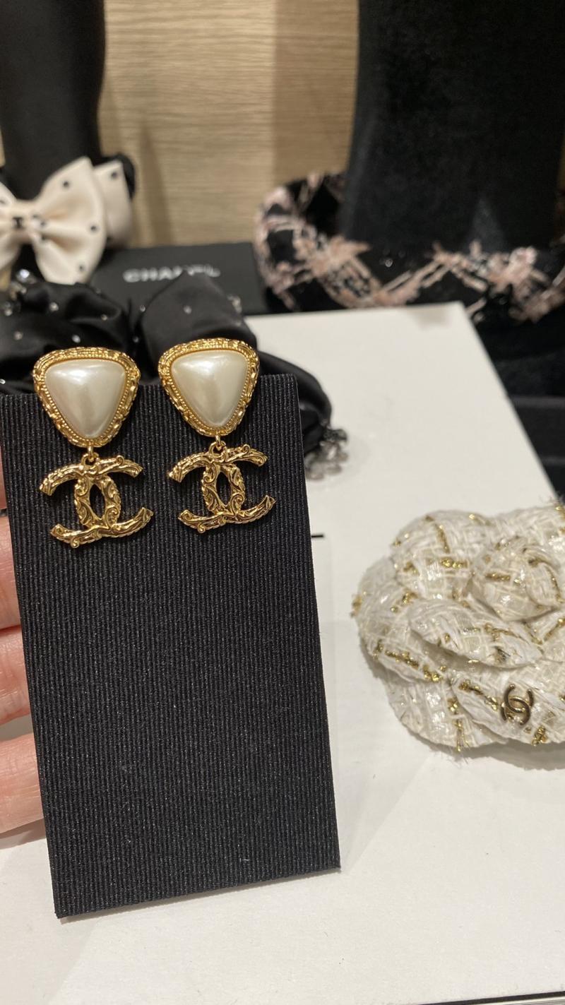 Chanel Earrings CE120604