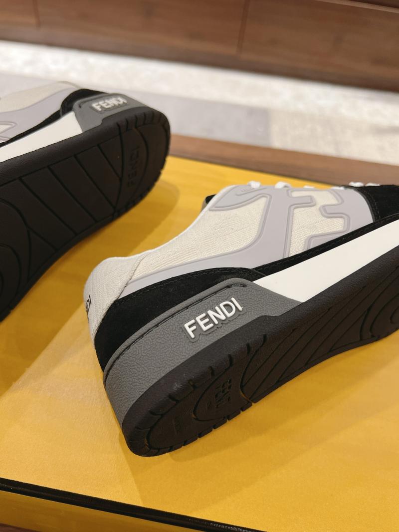 Fendi Sneakers SFS120403