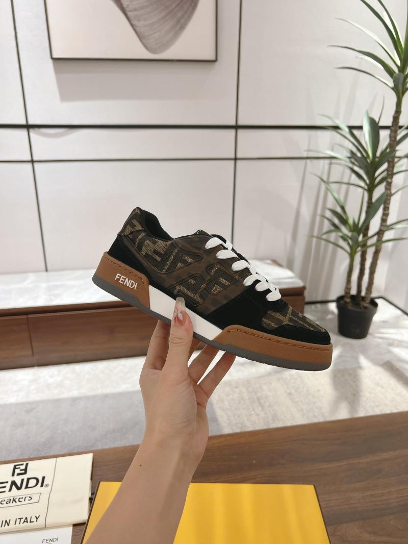 Fendi Sneakers SFS120408