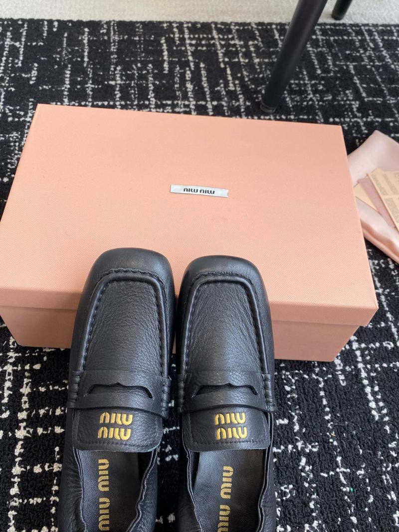 Miu Miu Loafers SML102801