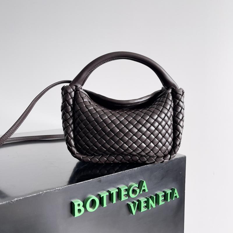 Bottega Veneta Small Cobble Top Handle 805739 Fondant