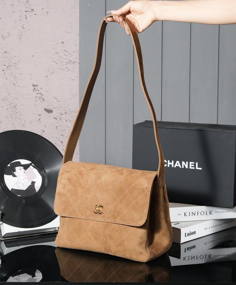 Chanel Suede Vintage Shoulder Bag Caramel AS2467