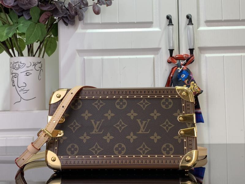 Louis Vuitton Alma Trunk M11114