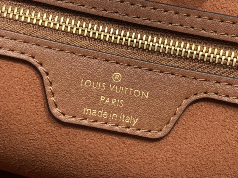 Louis Vuitton Neverfull MM M11930 Brown