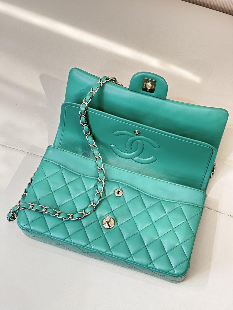 Medium Chanel Lambskin Flap Bag A01112 Green