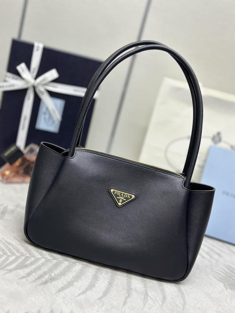 Prada Medium leather handbag 1BA444 Black