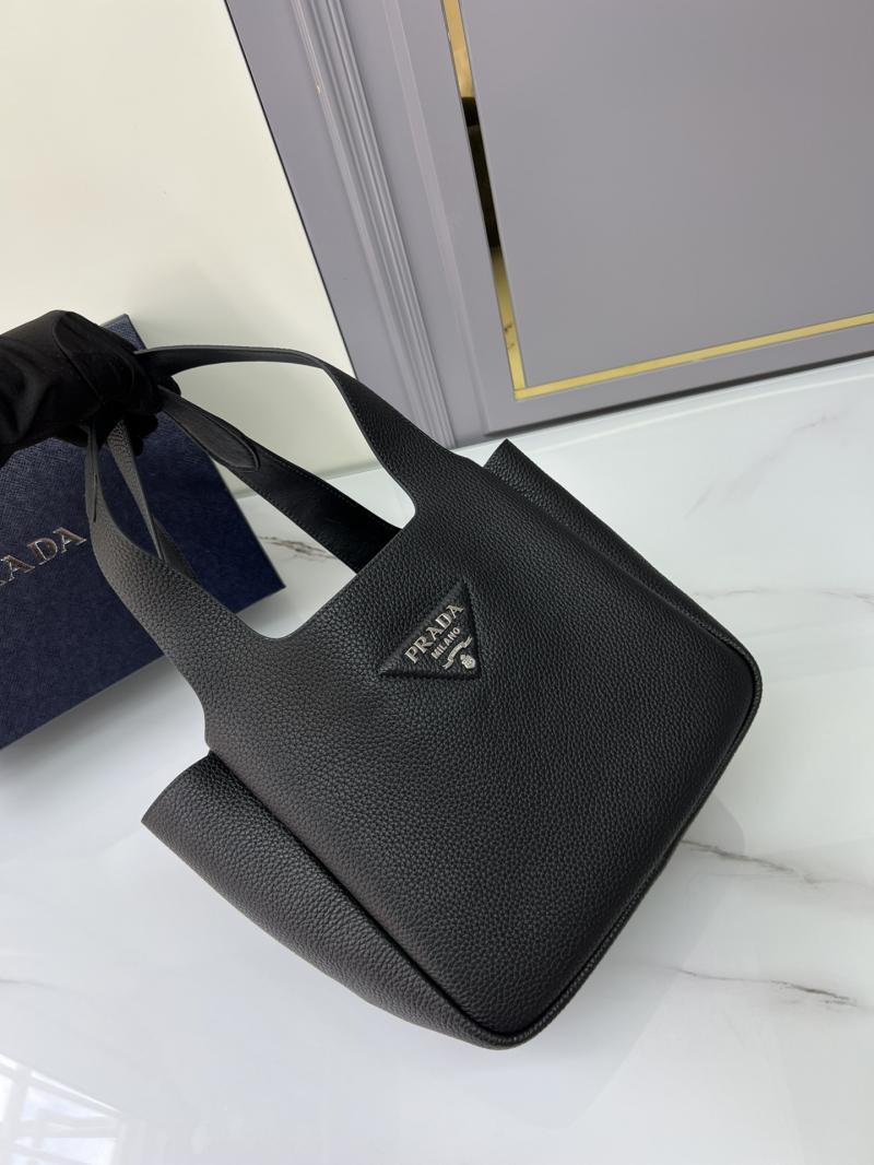 Prada Medium leather tote Black 1BG335