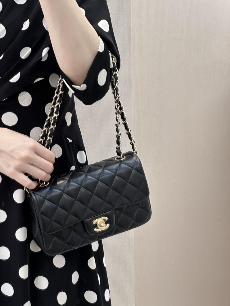 Small Chanel Lambskin Flap Bag A01116 Black