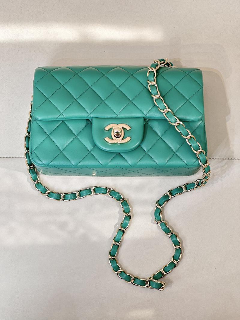 Small Chanel Lambskin Flap Bag A01116 Green