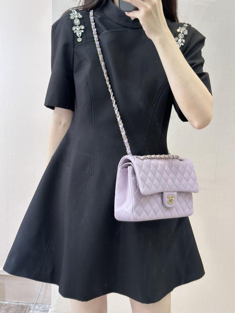 Small Chanel Lambskin Flap Bag A01117 Purple