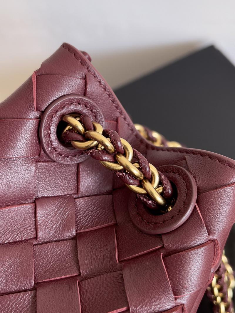 Bottega Veneta Small Parachute Chain 817175 Burgundy