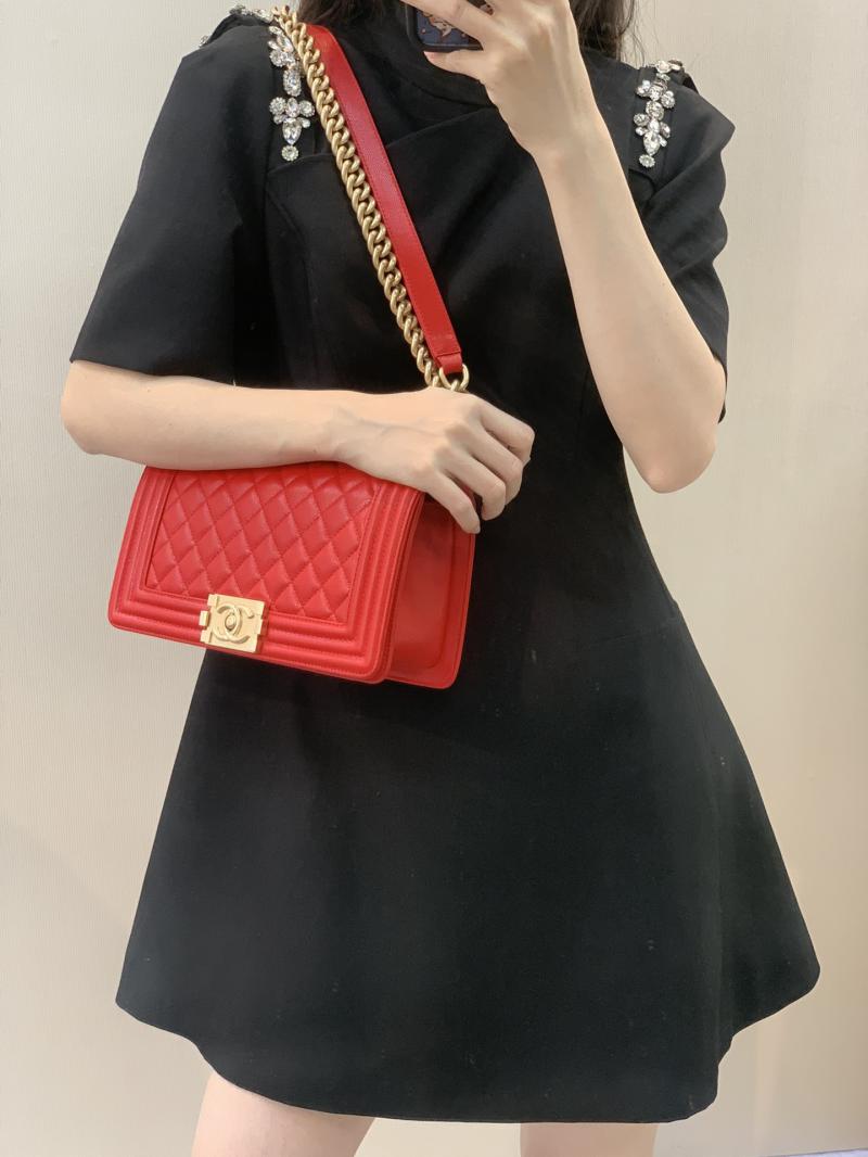 Boy Chanel Handbag A67086 Red