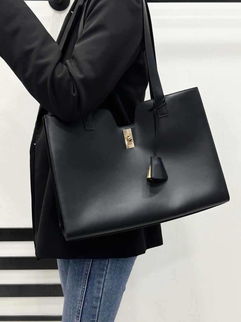 Celine Cabas 16 Soft Bag 112583 Black